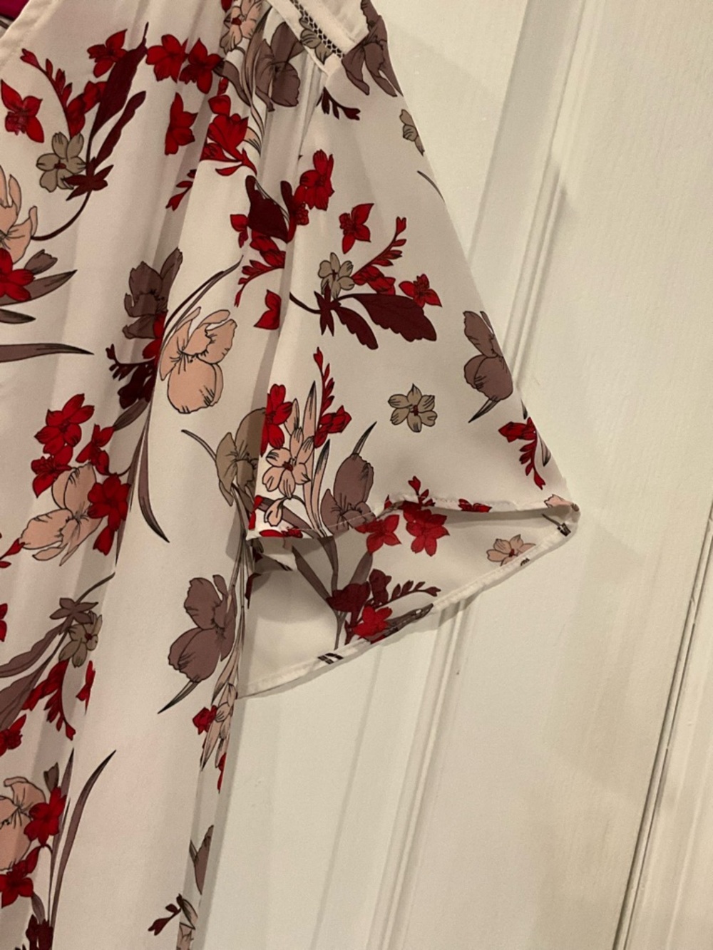 Women's Floral Short-Sleeve Blouse - Red & Taupe on Cream - Picture 2 of 6